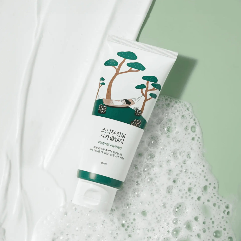 Round Lab Pine Calming Cica Cleanser - raminamasis veido prausiklis