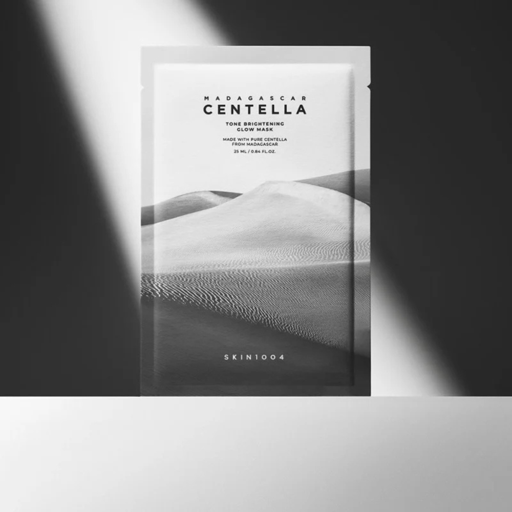 SKIN1004 Madagascar Centella Tone Brightening Glow Mask - skaistinamoji veido kaukė
